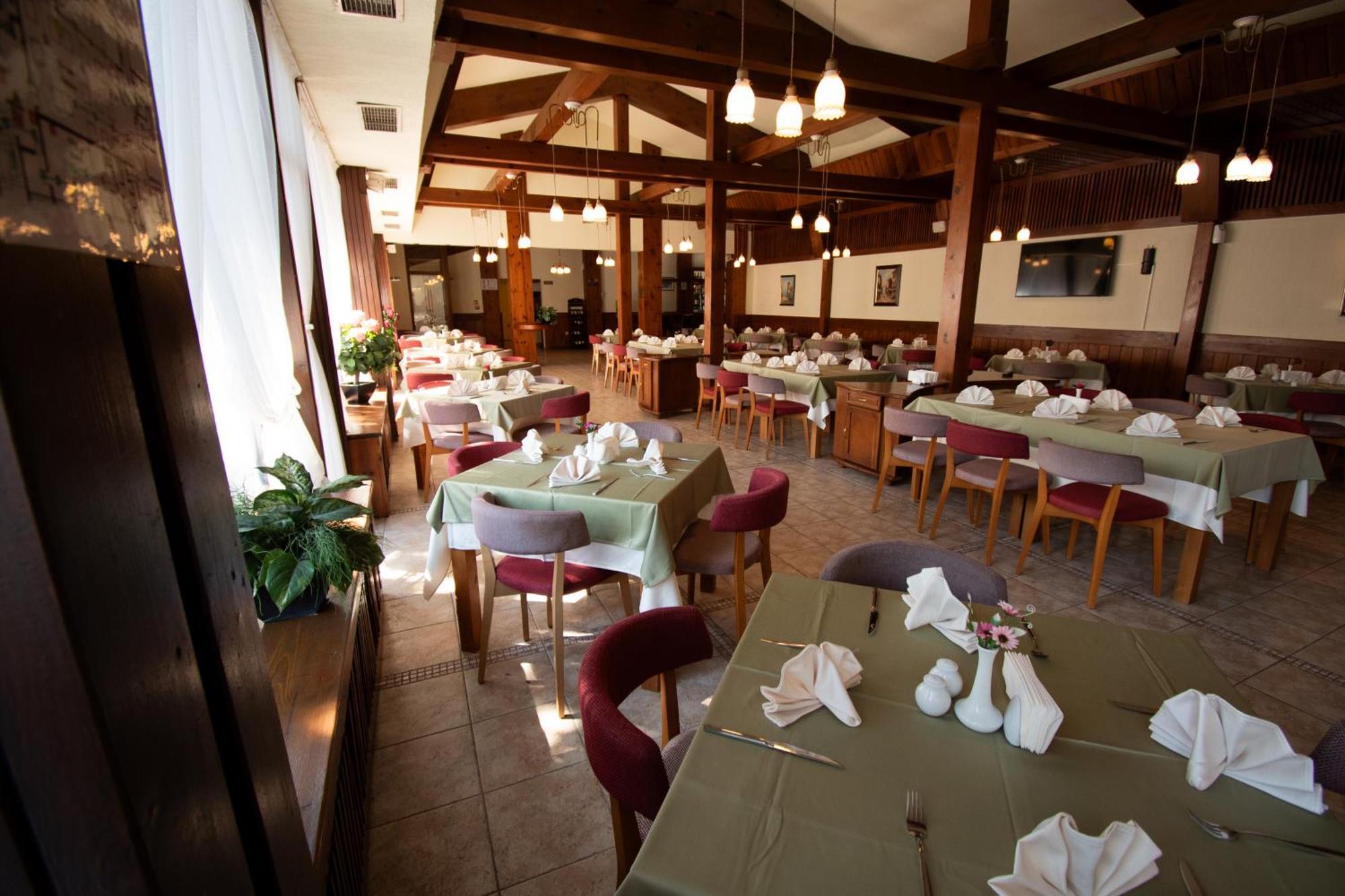 Hotel Pirin Bansko Buitenkant foto
